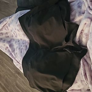 Womens sz xlg The North Face shorts. Like new. Mint condition